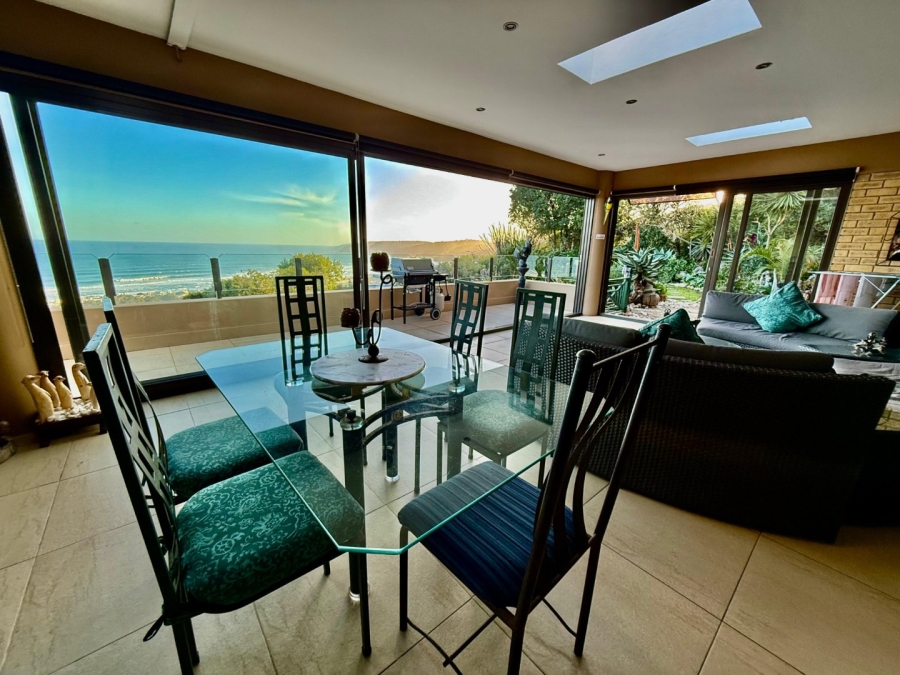 4 Bedroom Property for Sale in Constantia Kloof Western Cape